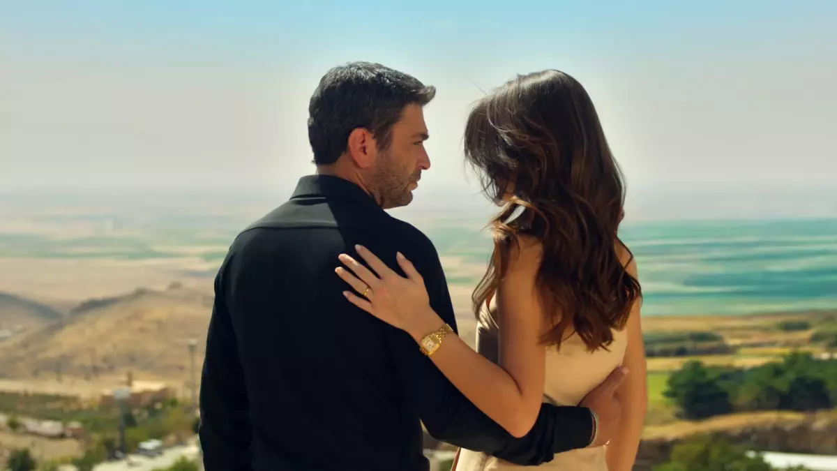 Uzak Şehir Yeni Sezonla Reytingleri Alevlendirdi