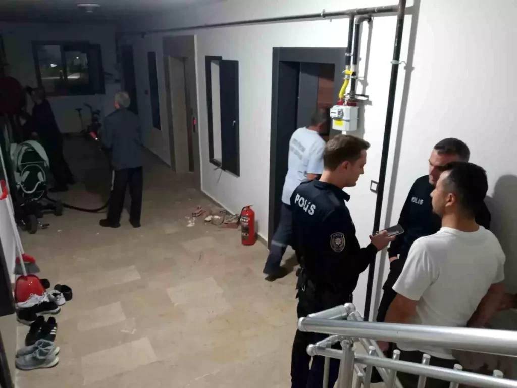 Sinop’ta Apartman Dairesinde Yangın Panigi