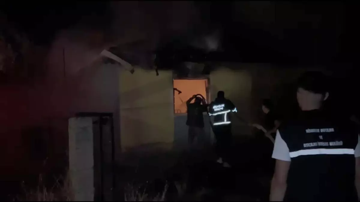 Sünnet Düğünü Sırasında Bağ Evinde Yangın