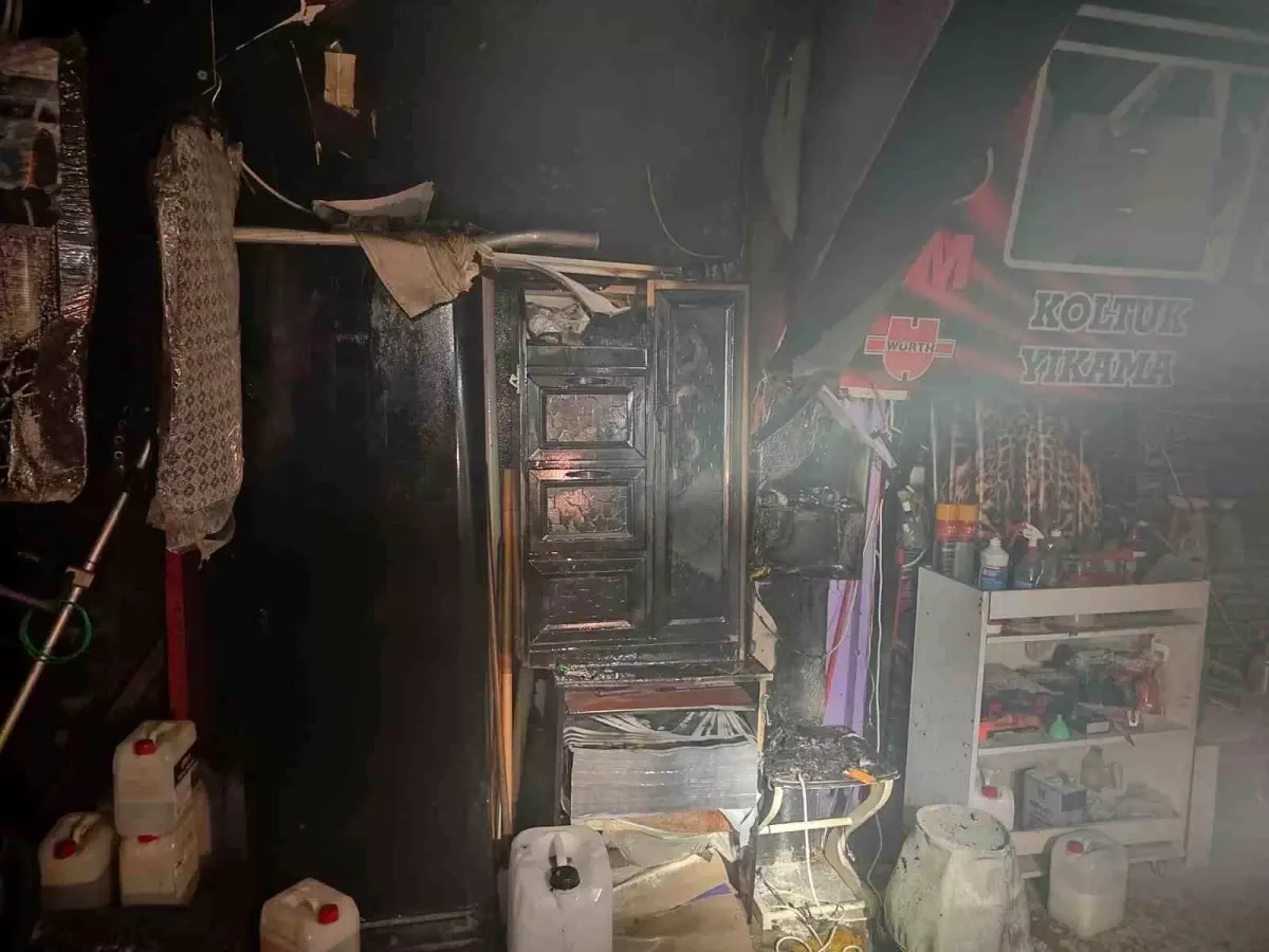 Susurluk’ta İş Yerinde Korkutan Yangın