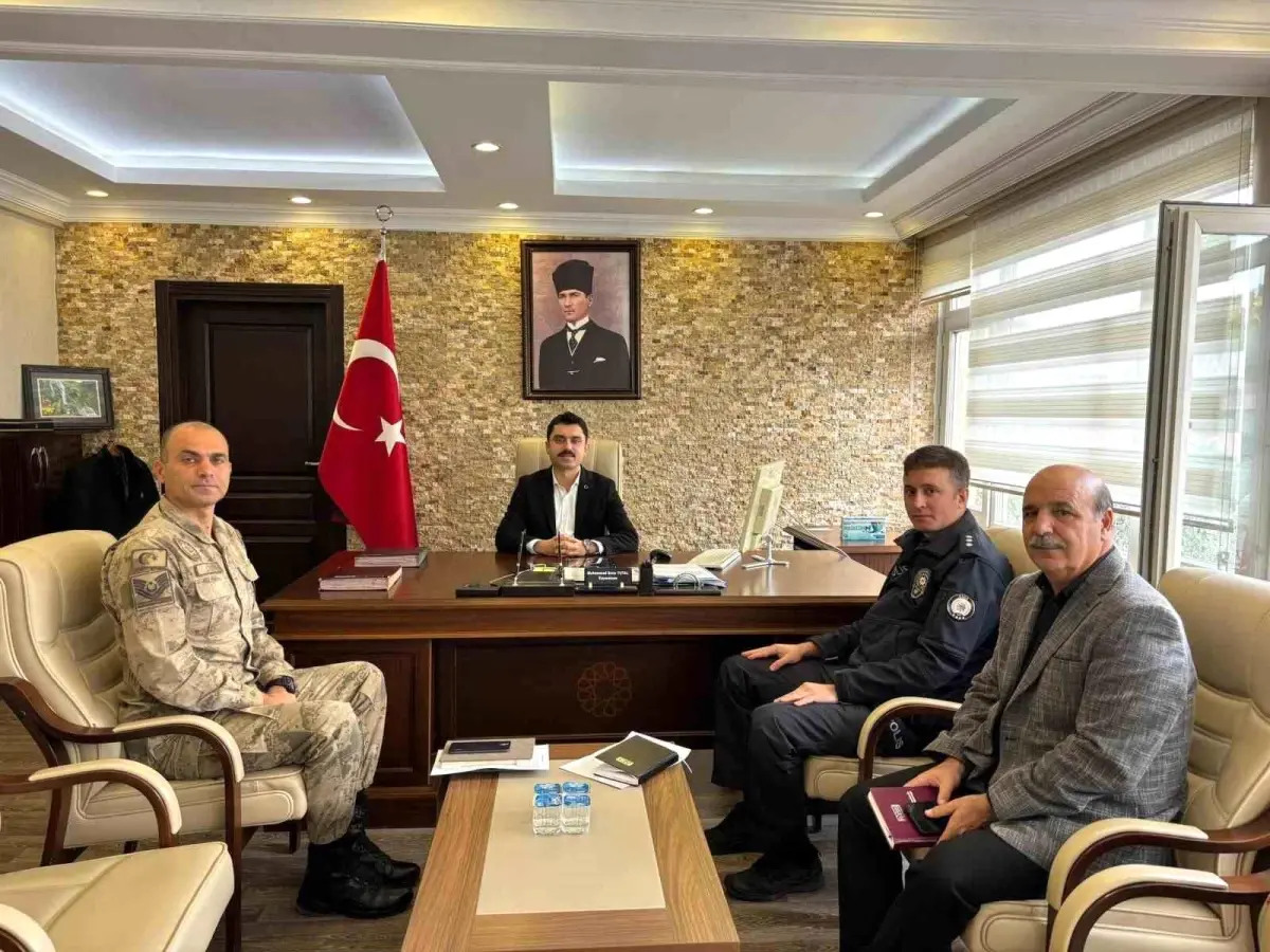 Okul Önlerinde Güvenlik Tedbirleri Artıyor