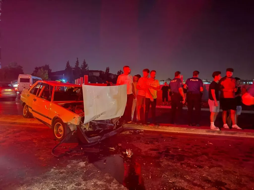 Tarsus’ta Korkunç Kaza: 1 Ölü, 8 Yaralı