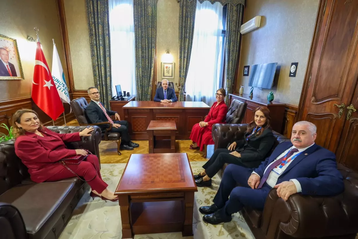 TBMM Başkanı Kurtulmuş Budapeşte’de Türk Kültür Merkezi’ni Ziyaret Etti