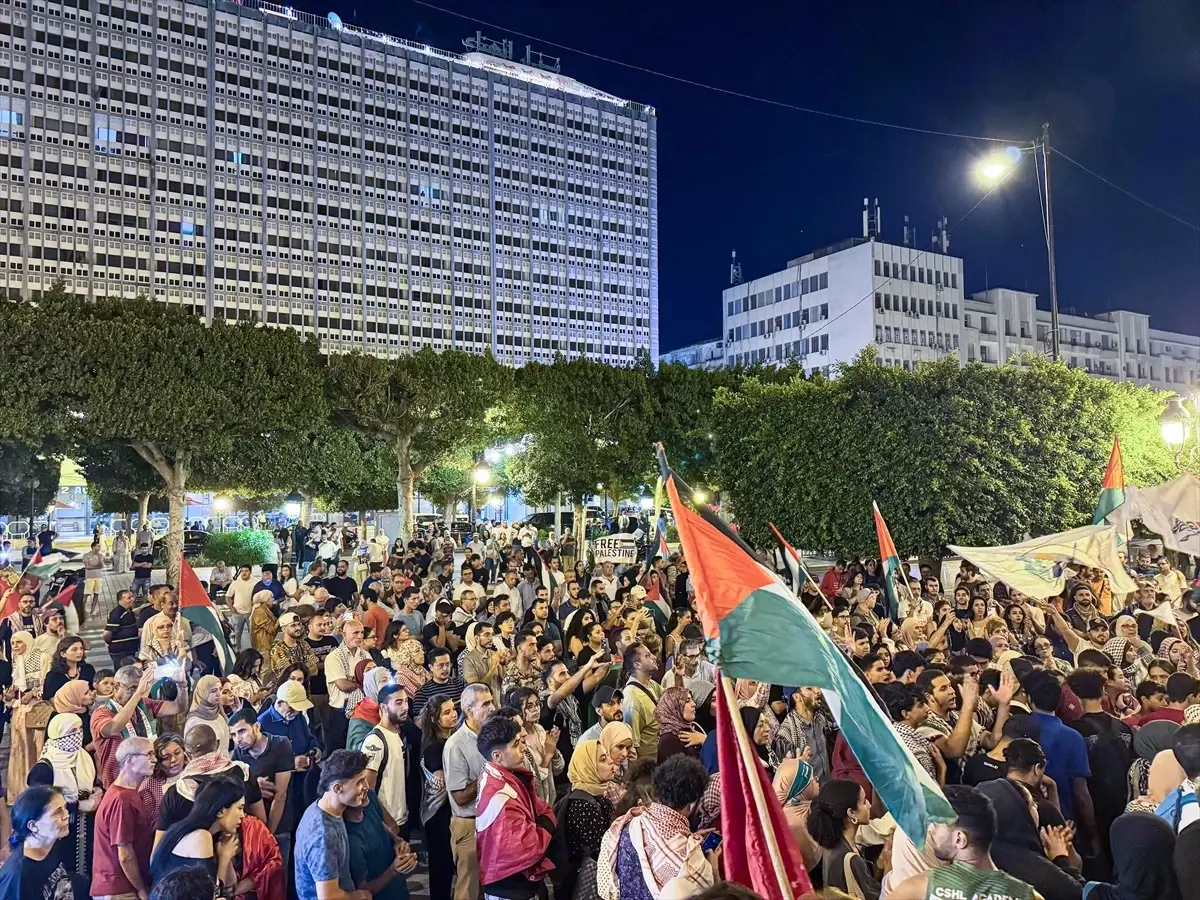 Tunus’ta İsrail’e Karşı Protesto Gösterisi