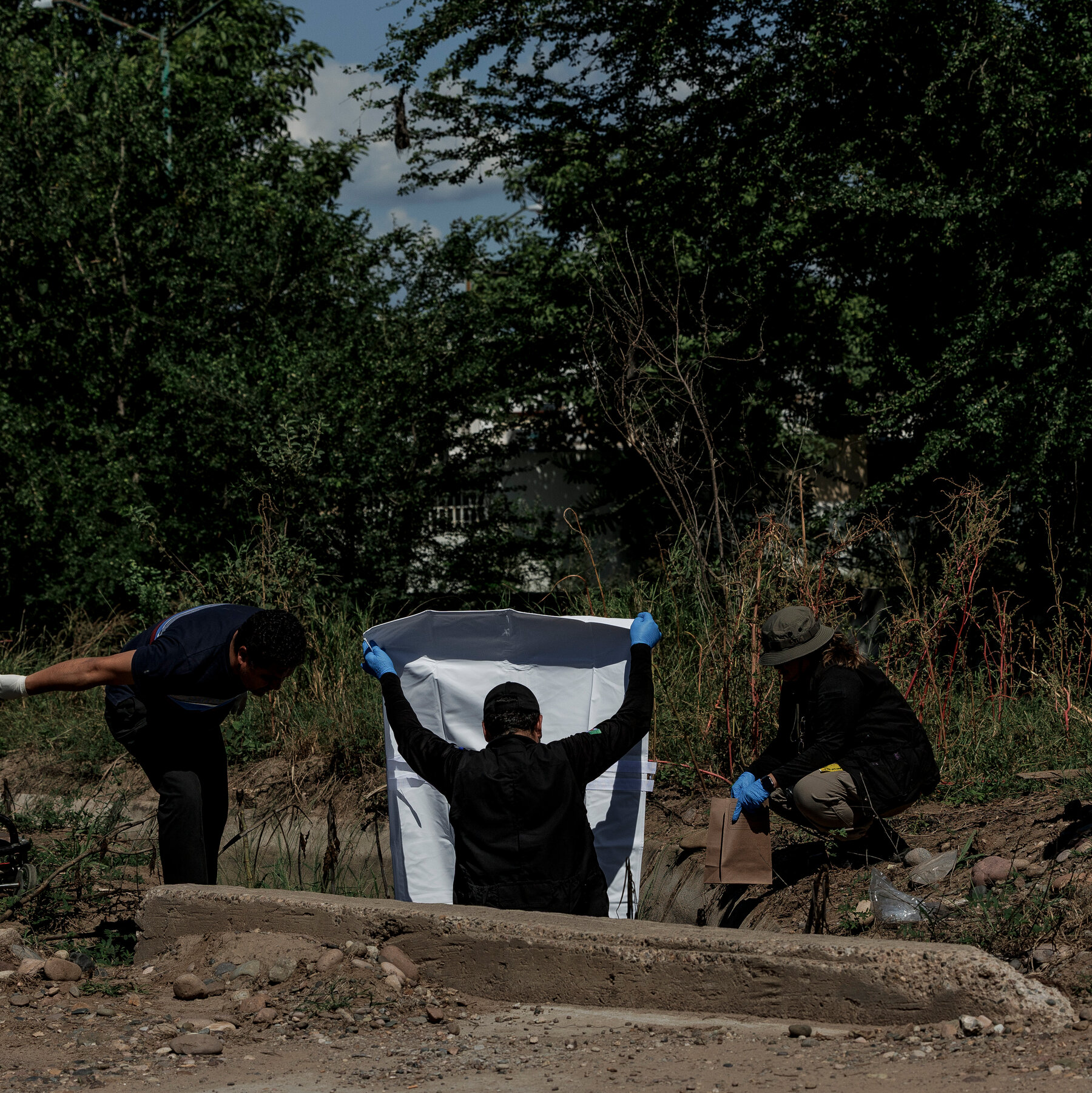 After the Mexican Cartel Comes, They Pick Up the Pieces