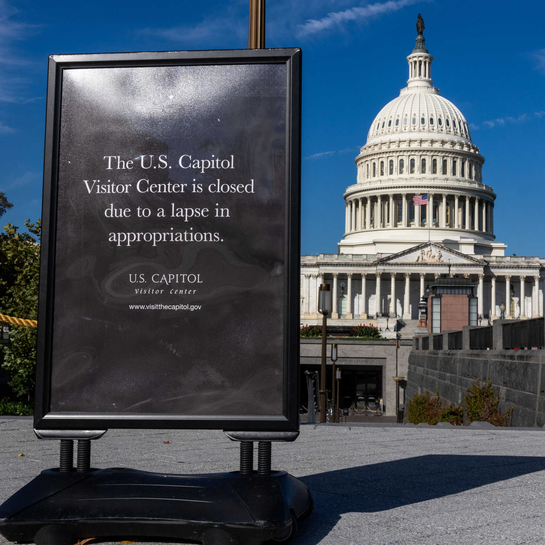 Federal Shutdown Yields Mixed Signals for Workers, Limited Impact on Services