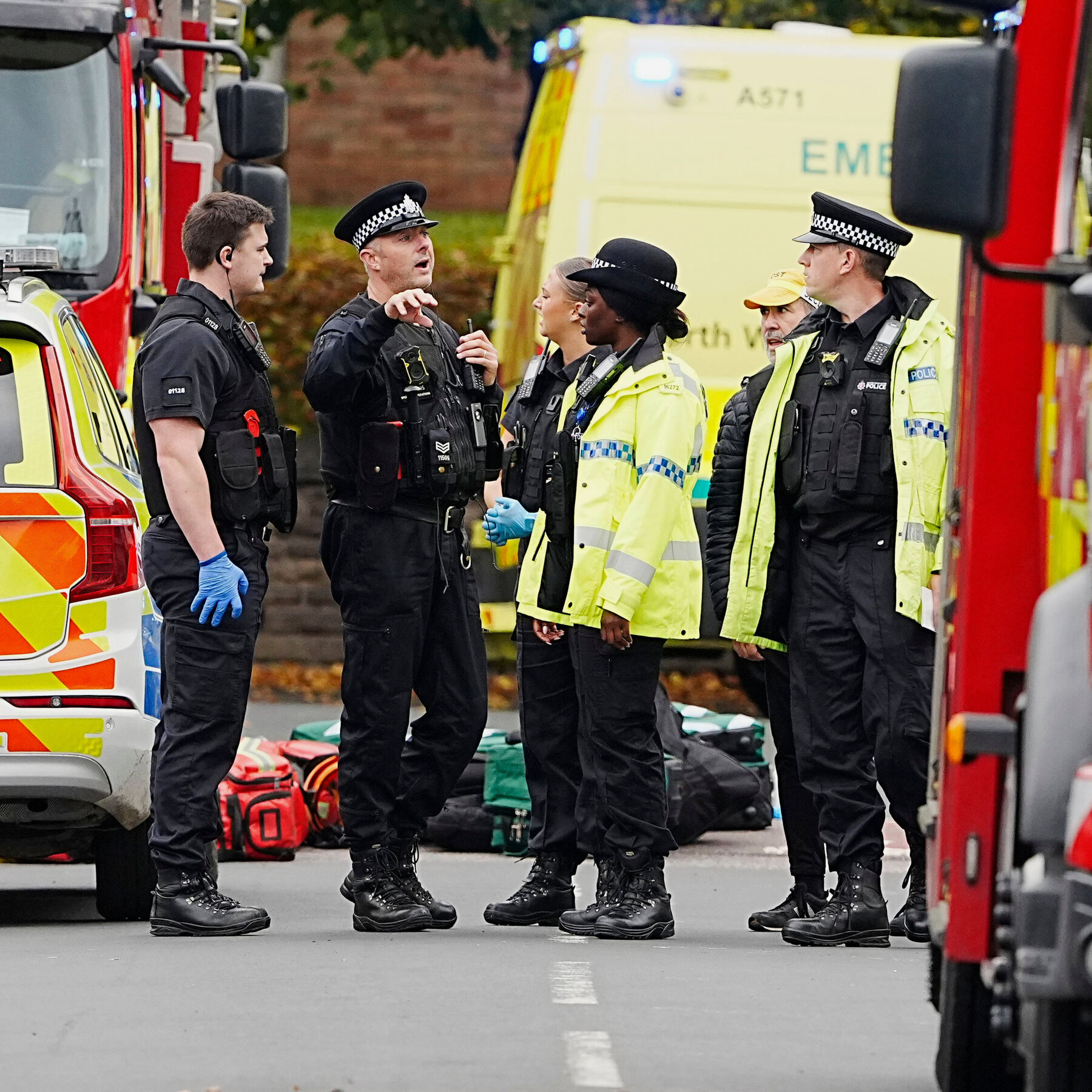 Live Updates: 2 Killed in Car Ramming and Stabbing Outside U.K. Synagogue, Police Say