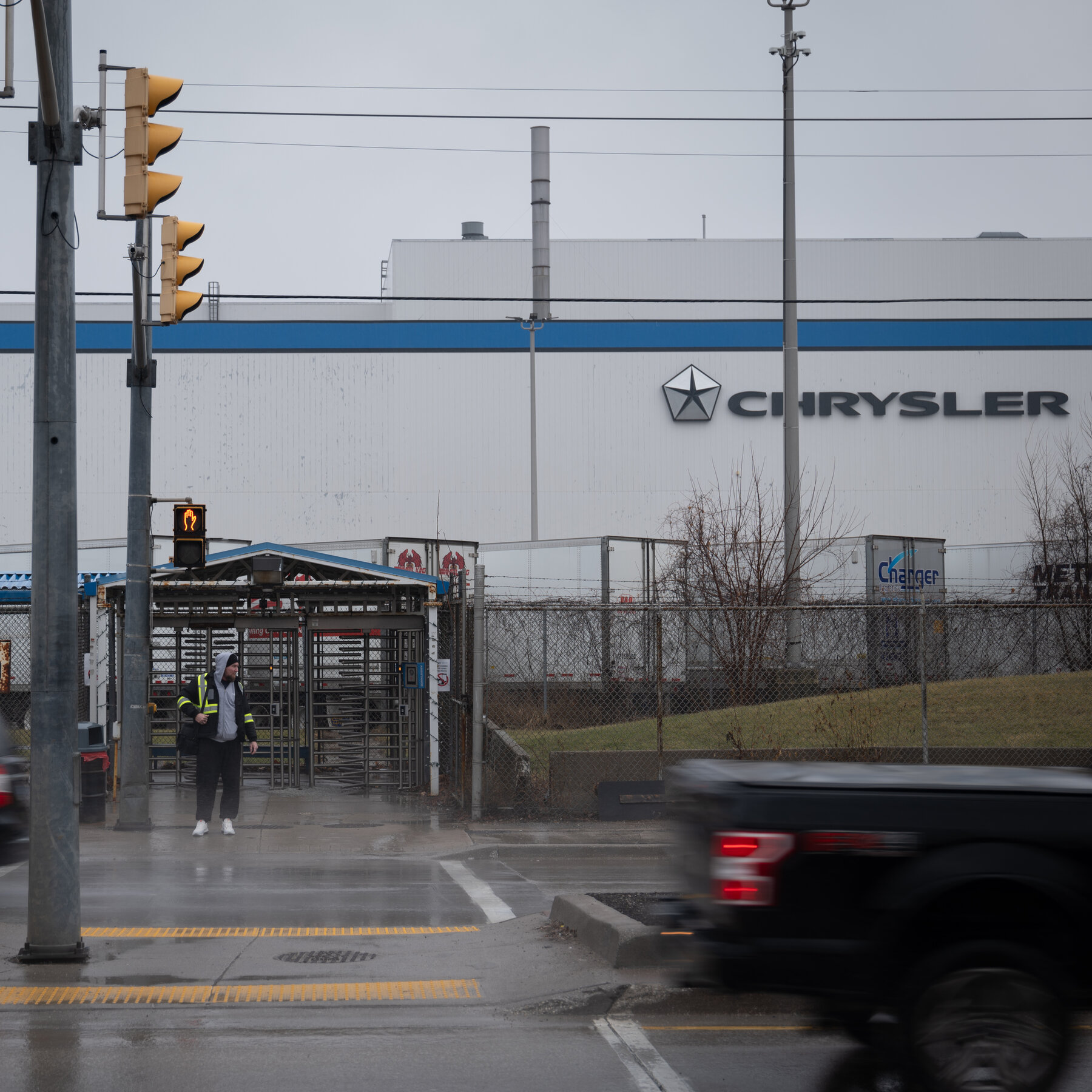 Stellantis Scraps Canadian Auto Production Plans Amid Trump’s Tariffs