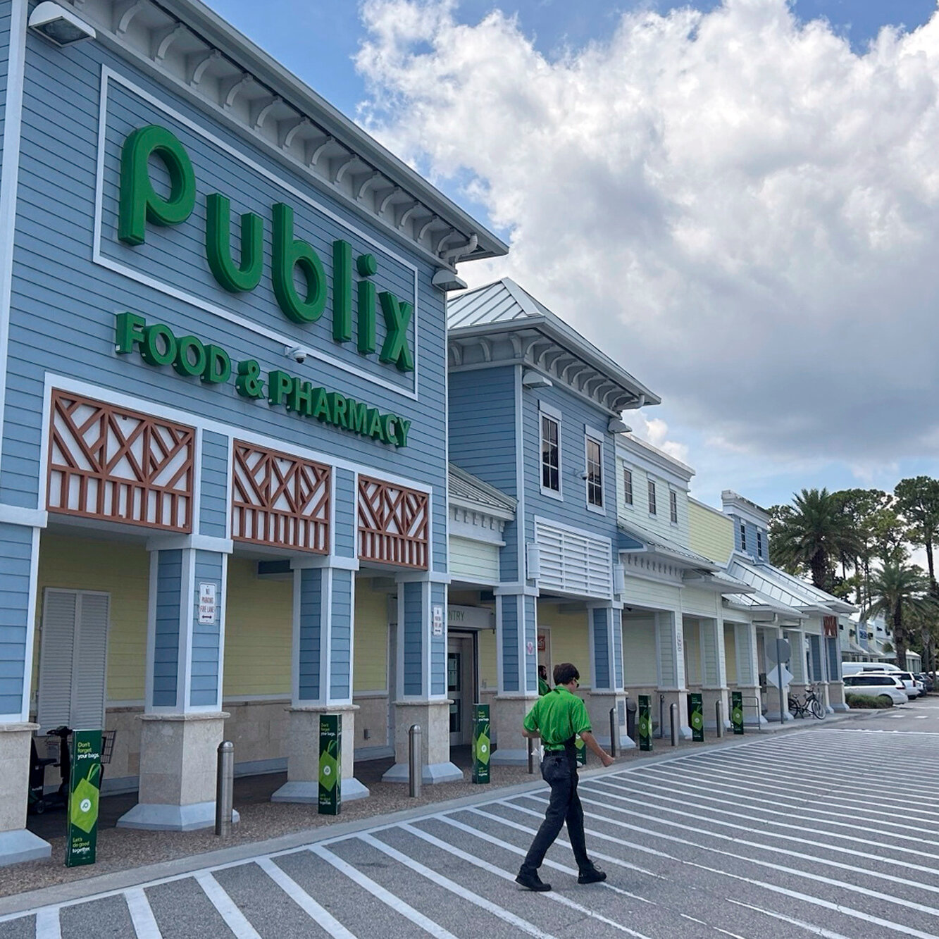 Customers May Openly Carry Firearms in Florida’s Publix Stores, Company Says