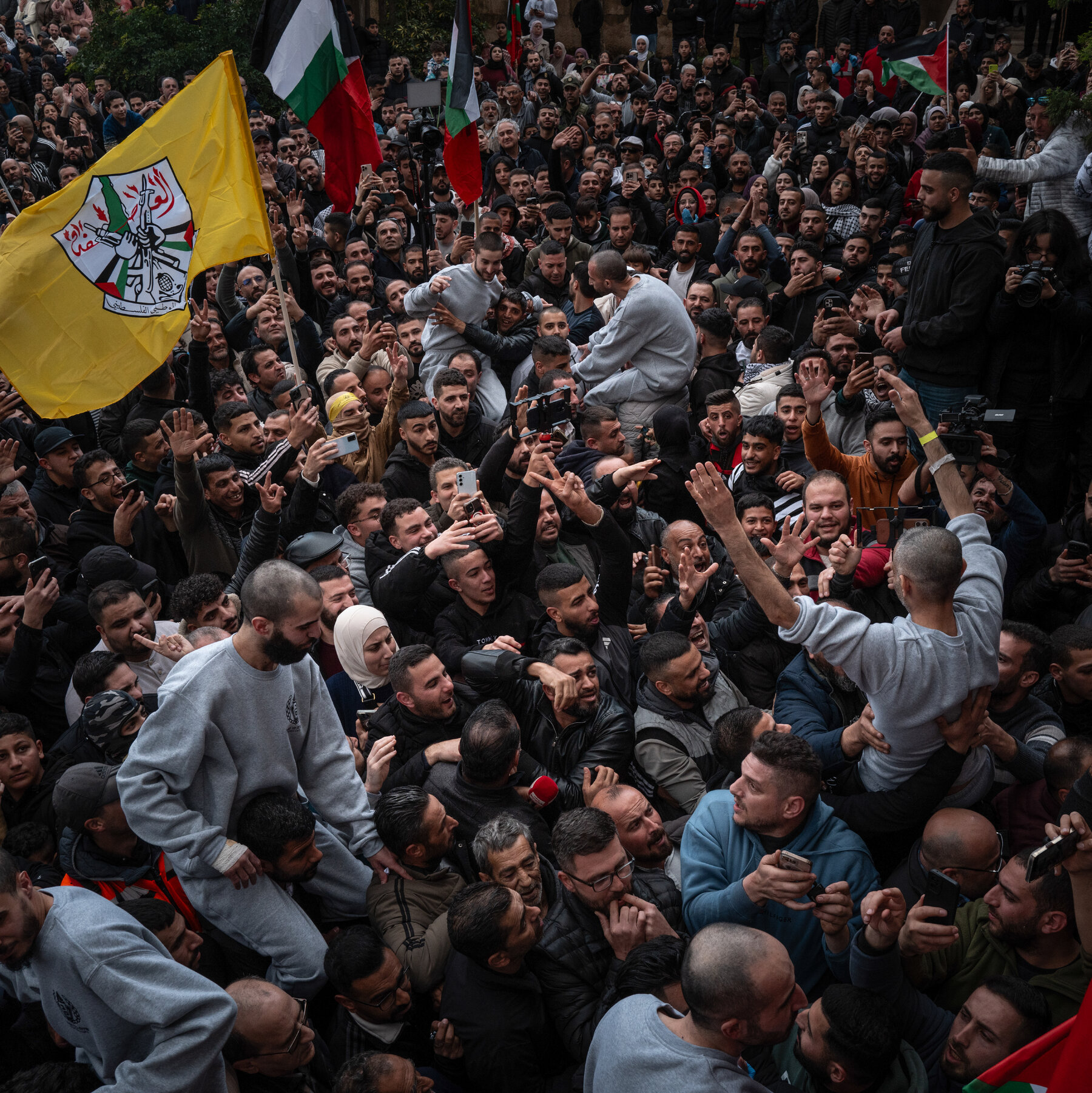 Over the Clouds: Families of Palestinian Prisoners Await Their Release
