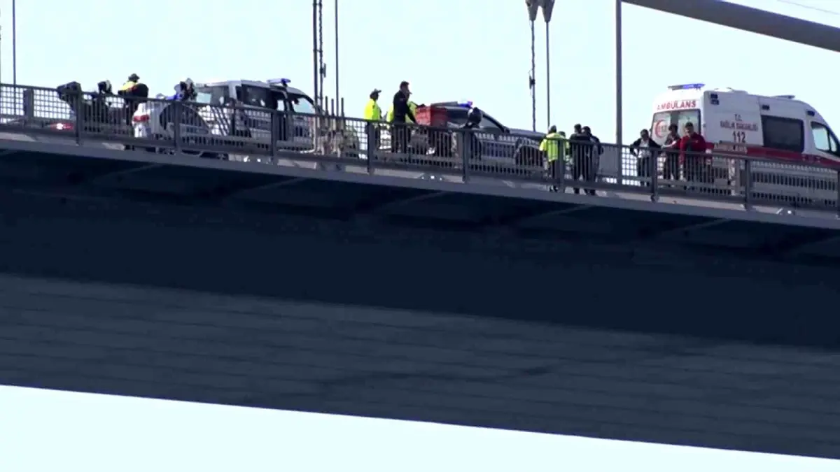 İstanbul’da 15 Temmuz Köprüsü’nde İntihar Girişimi Engellenmiştir