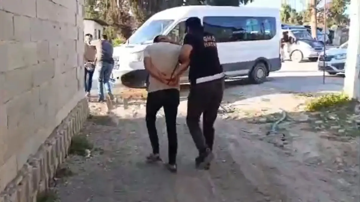 Göçmen Kaçakçılığı Operasyonunda 10 Şüpheli Tutuklandı