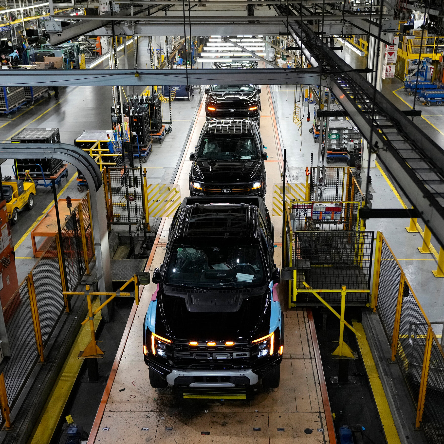 Ford’s Profit Surges on Robust Sales, but Company Trims Outlook