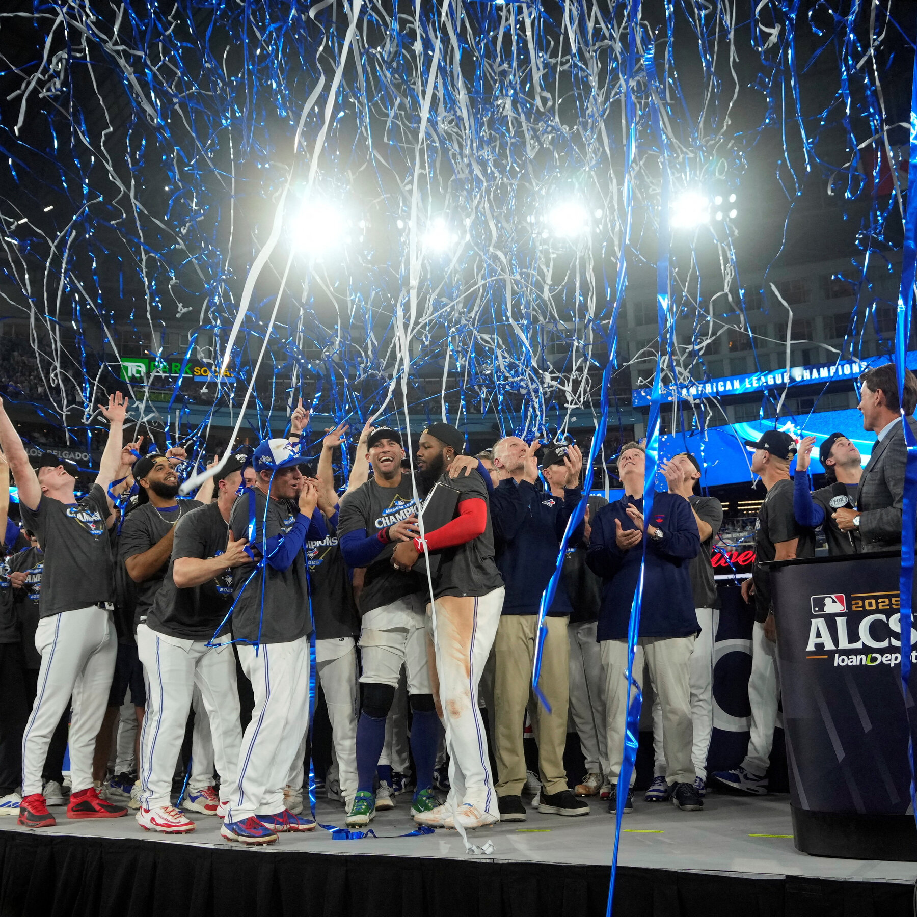 Blue Jays Face Dodgers in World Series With All of Canada Behind Them