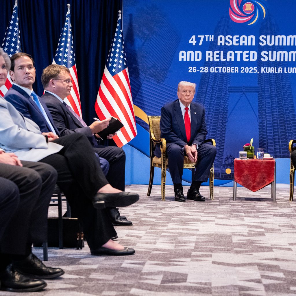 Trump Opens Trip With Trade Deals in Southeast Asia