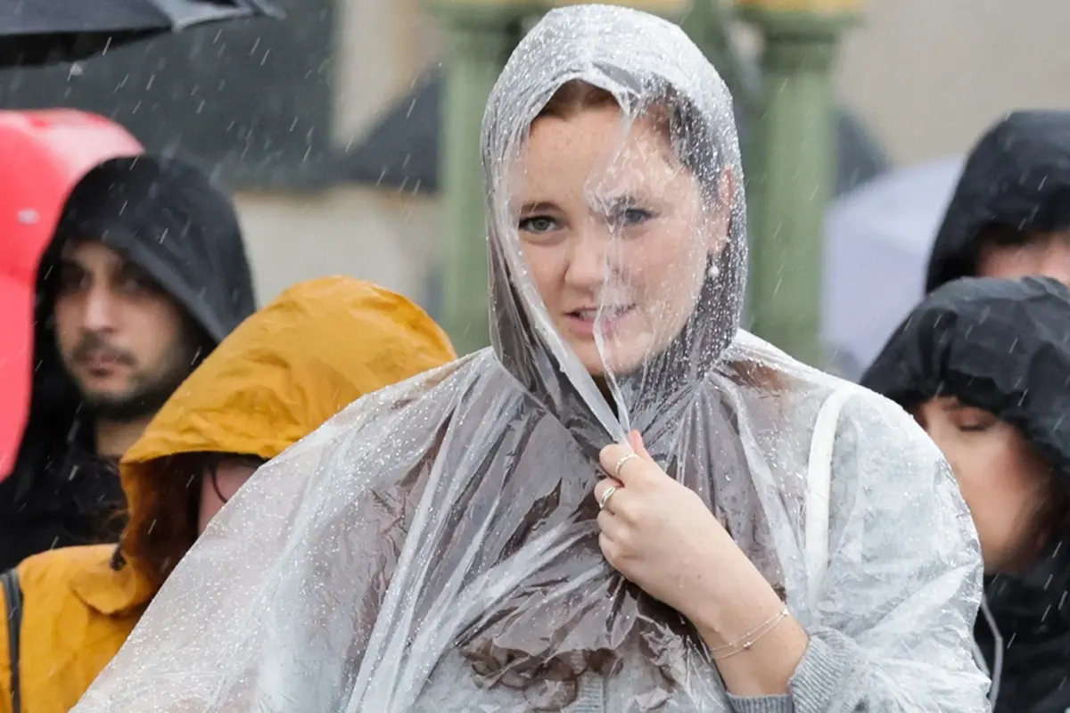 <h1> Kuvvetli Yağışlar ve Sıcaklık Değişiklikleri Türkiye’yi Etkiliyor</h1>