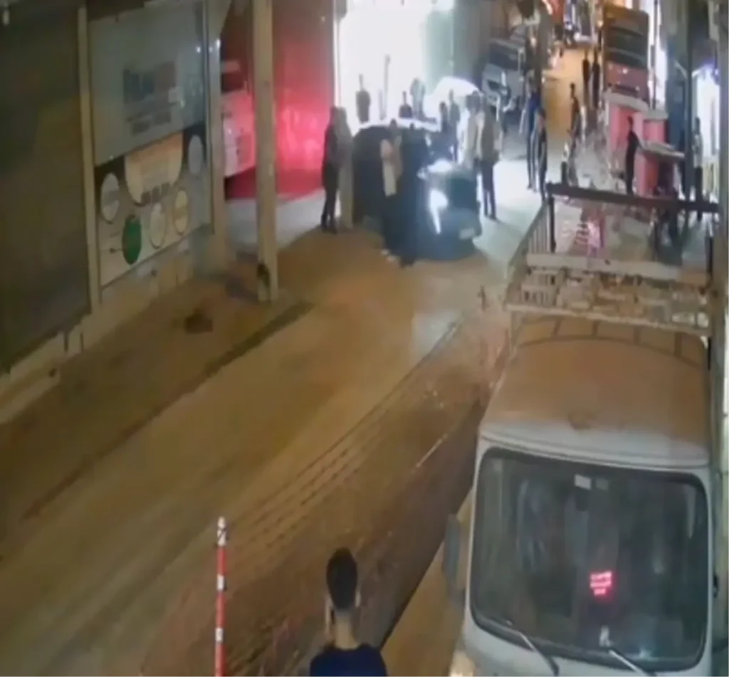 Adana’da Alacak Kavgası Güvenlik Kamerasında