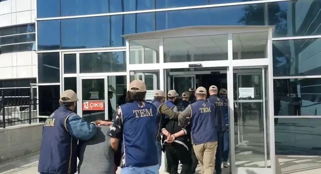 DEAŞ Operasyonunda 5 Kişi Tutuklandı