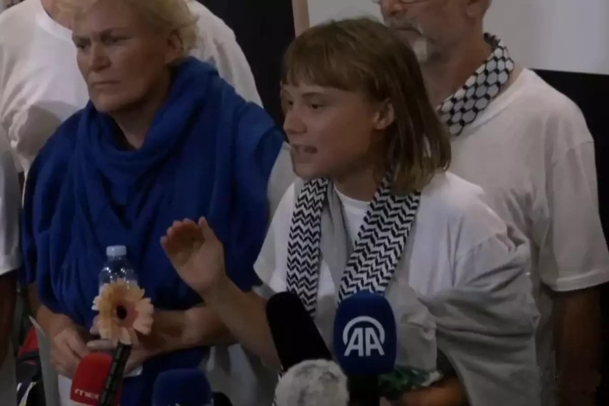 Greta Thunberg Gazze’ye Yardım Misyonundan Döndü