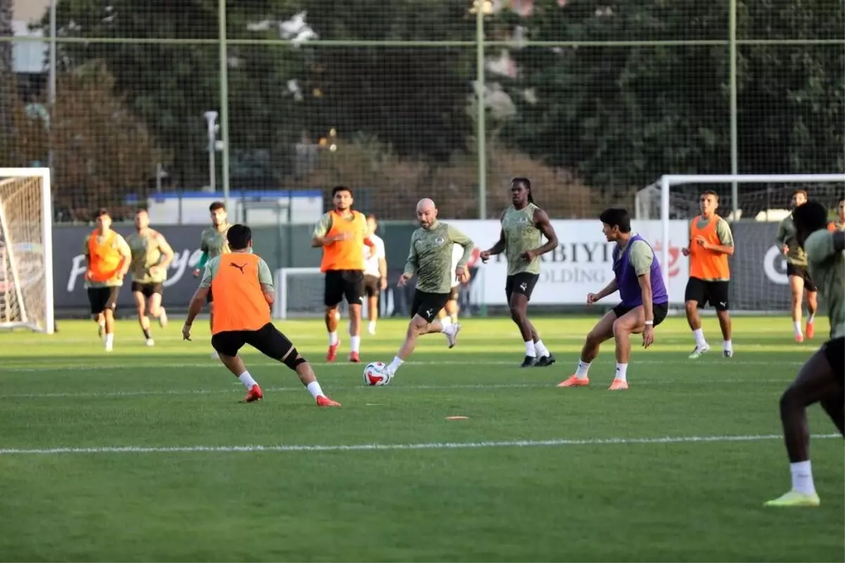 Futbol Takımı Alanyaspor, Süper Lig Maçına Hazırlanıyor