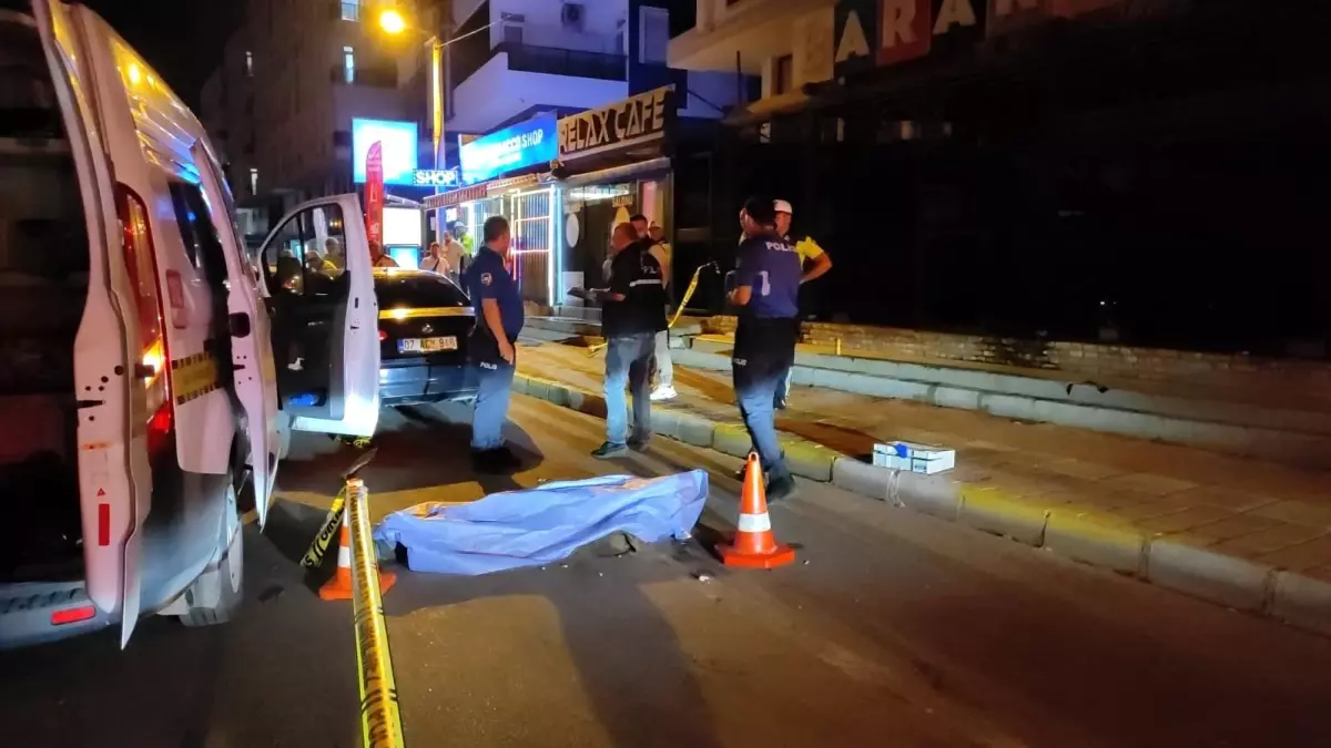 Antalya’da Otomobil Yayaya Çarptı: 1 Ölü