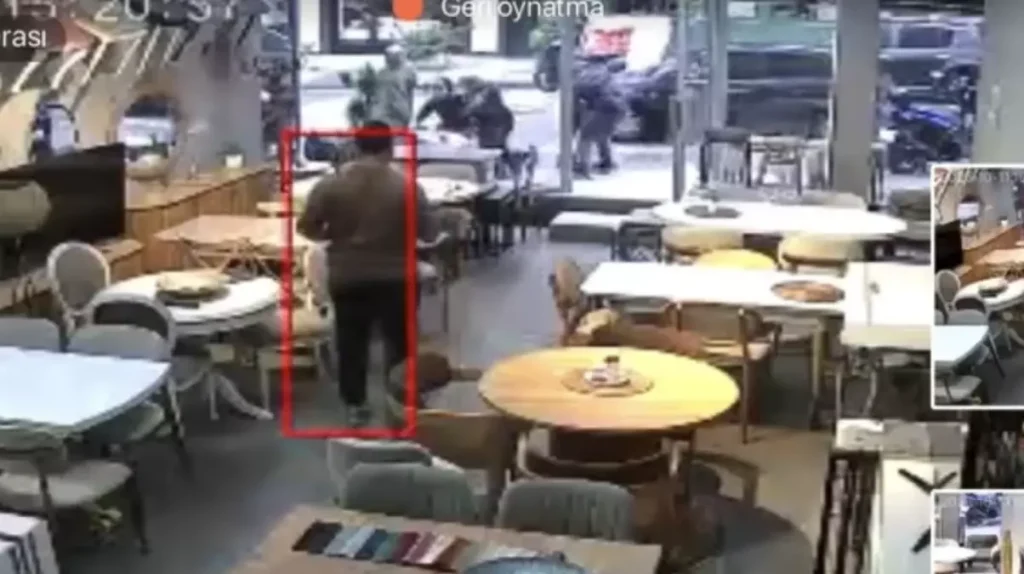 İstanbul’da Oto Galeri Motosikletli Saldırganların Hedefi Oldu