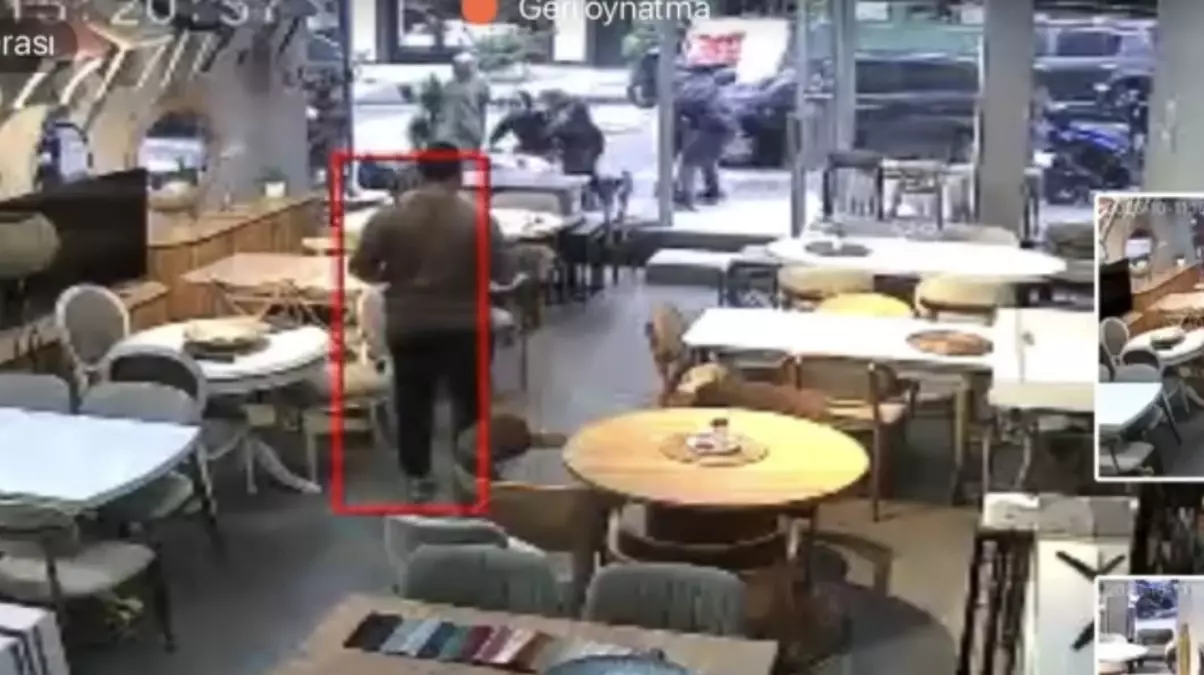 İstanbul’da Oto Galeri Motosikletli Saldırganların Hedefi Oldu