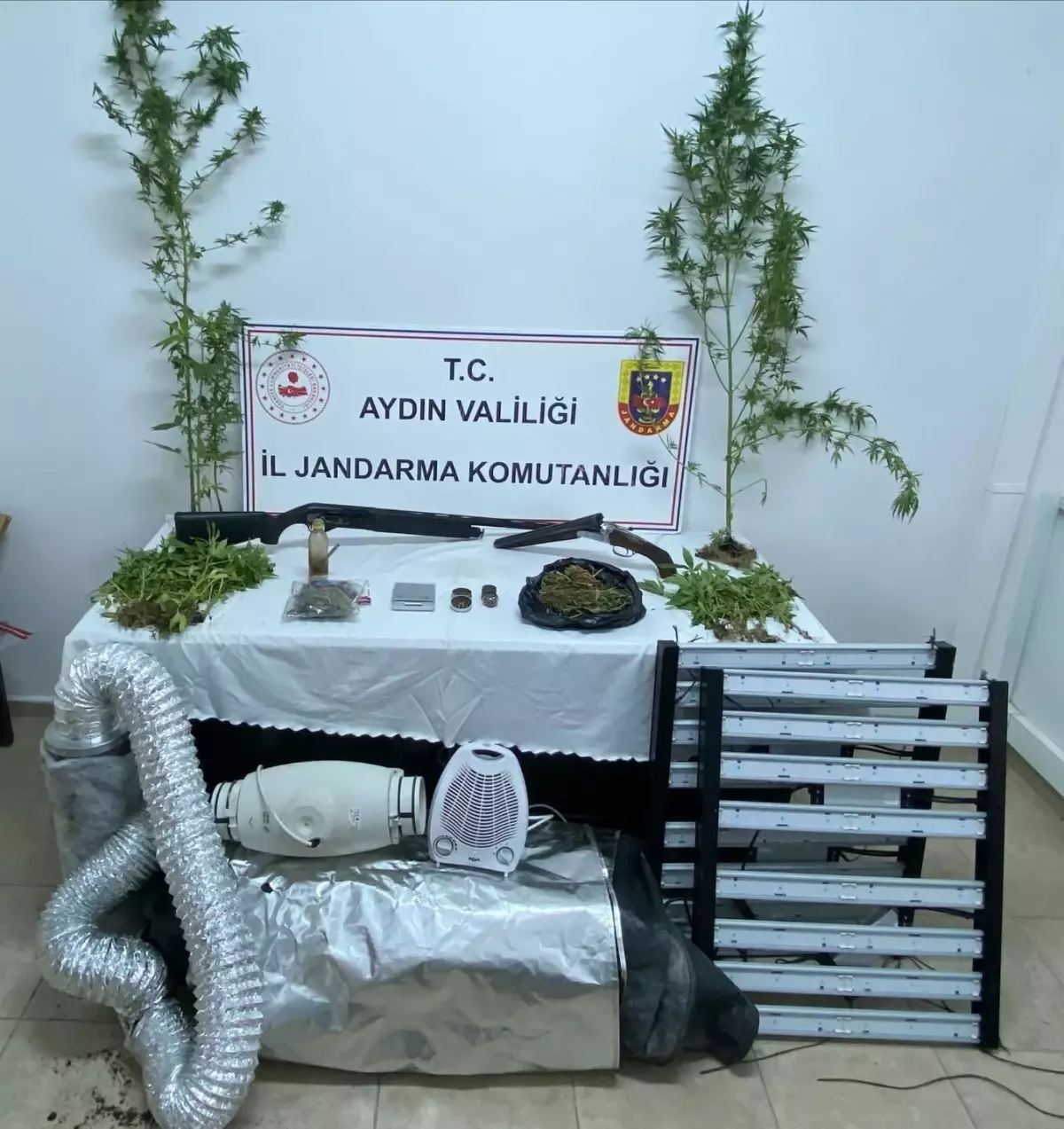 Uyuşturucu Sera Operasyonu: 2 Şüpheli Yakalandı