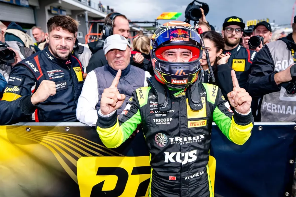 Ayhancan Güven Tarihi Şampiyonluğu Kazandı