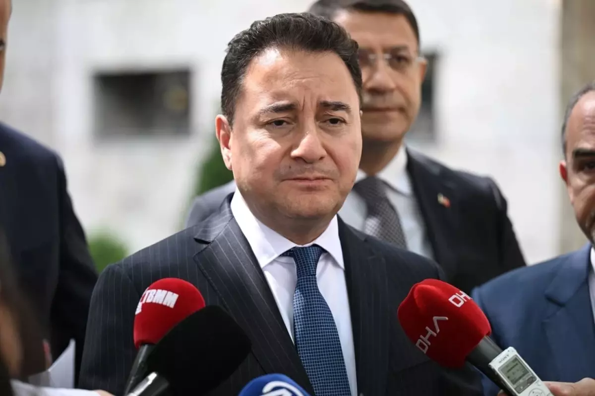 DEVA Partisi Lideri Babacan’dan Tartışmalı İddialara Tepki