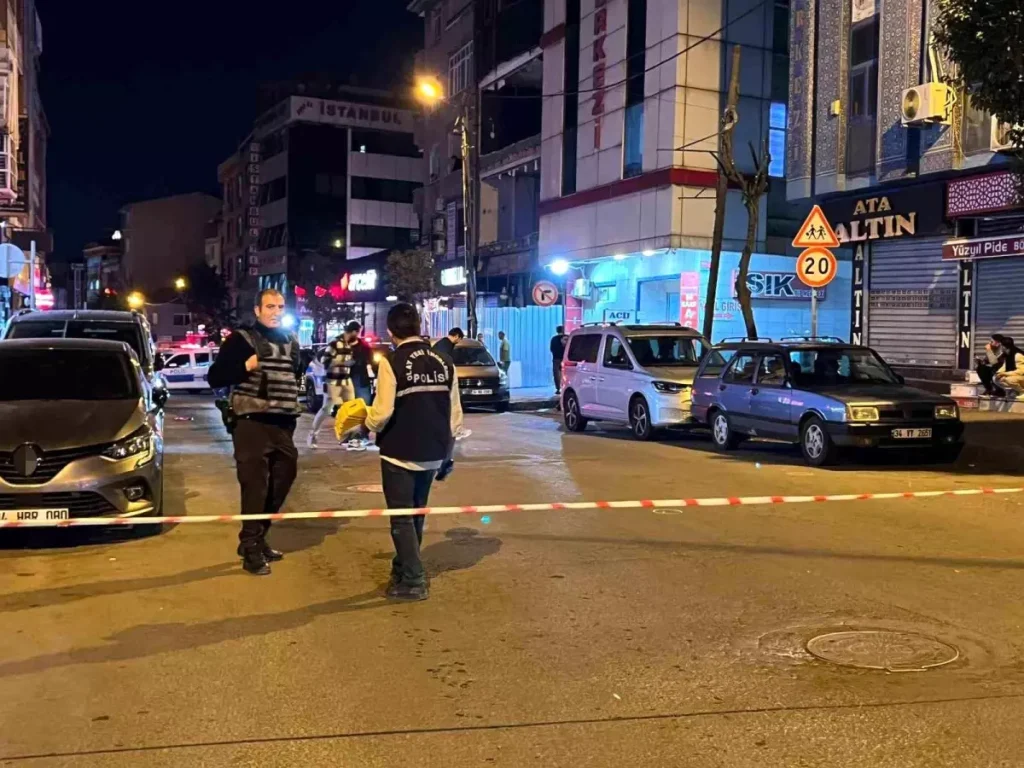 İstanbul Bağcılar’da Otomobile Silahlı Saldırı