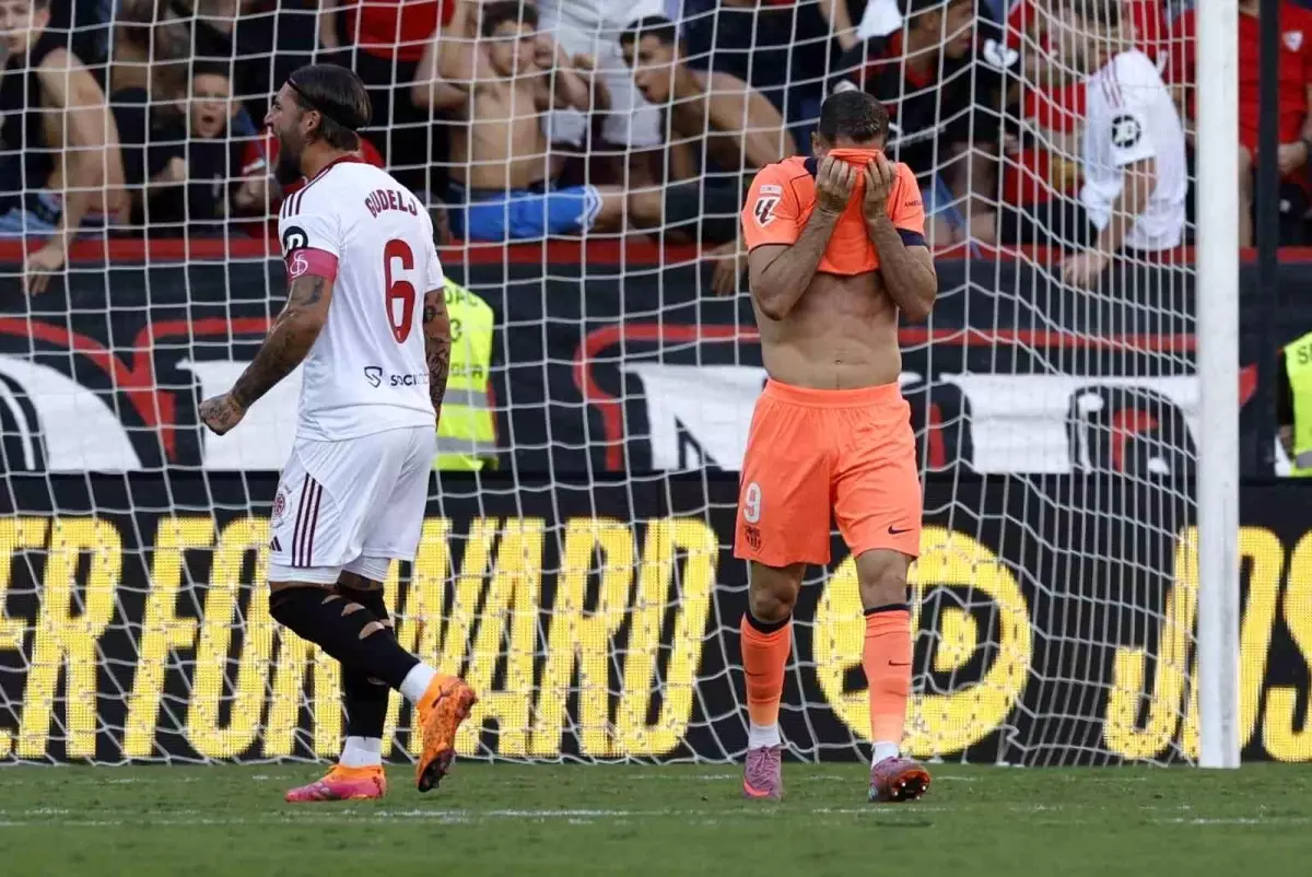 Barcelona Sezonun İlk Mağlubiyetini Aldı