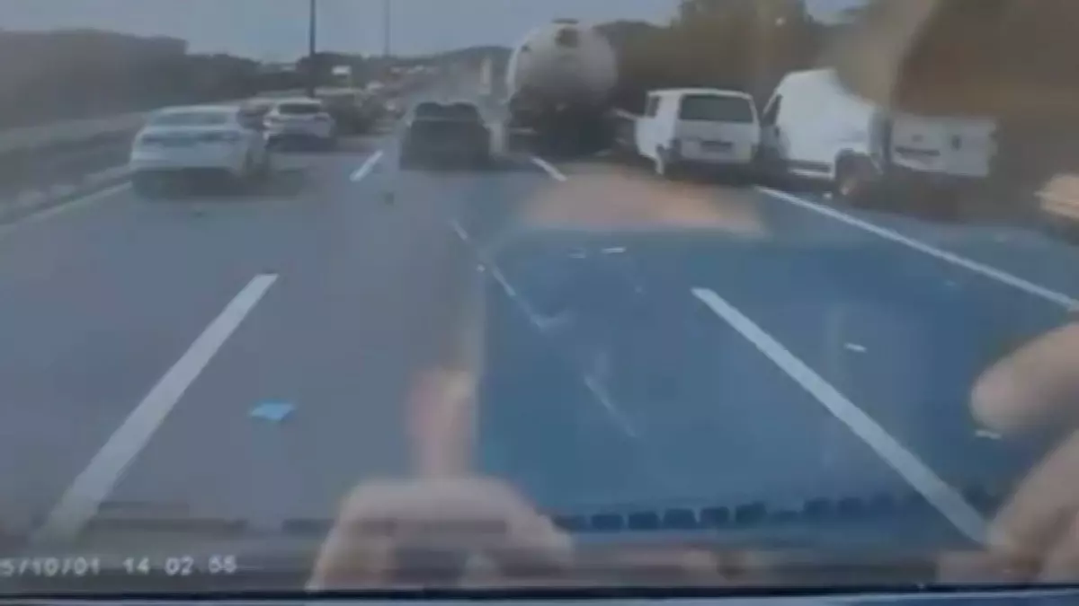 TEM Otoyolu’nda Zincirleme Kaza: Çok Sayıda Araç Etkilendi