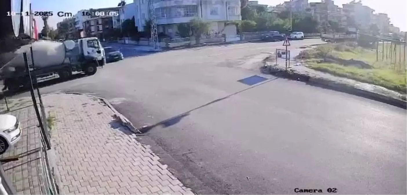 Trafik Kazası Hatay’da 1 Kişiyi Hafifçe Yaraladı