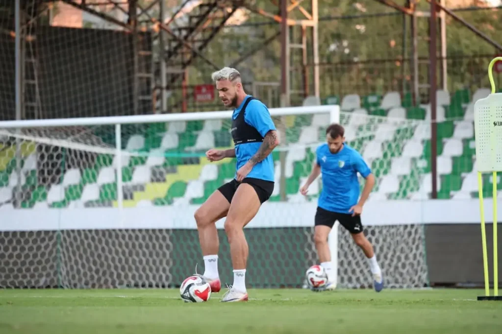 Bodrum FK Liderlik Koltuğunda