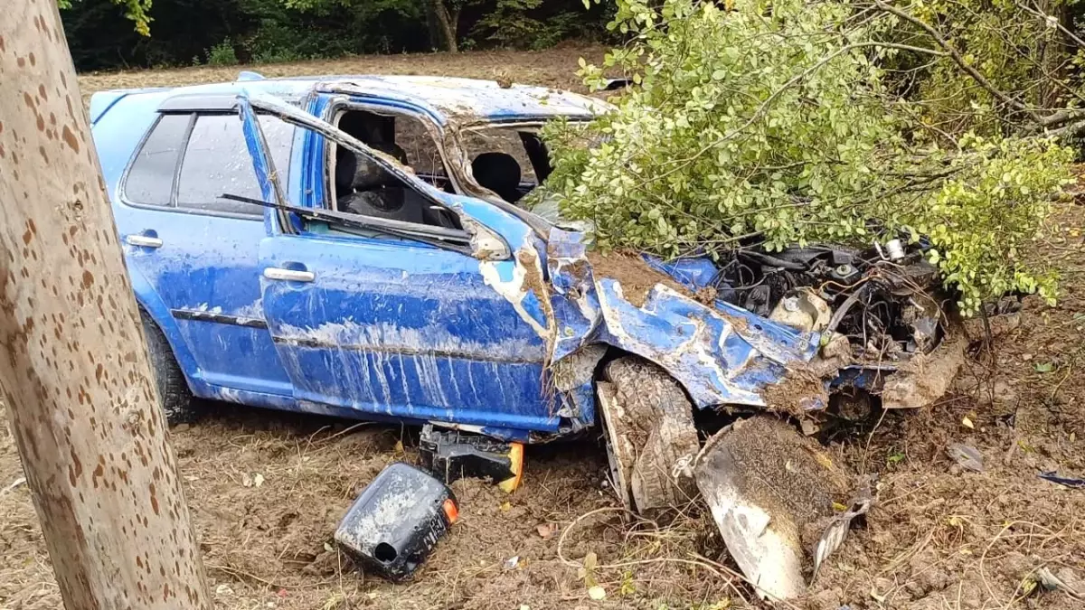 Bolu’da Otomobil Tarlaya Uçtu: 1 Yaralı