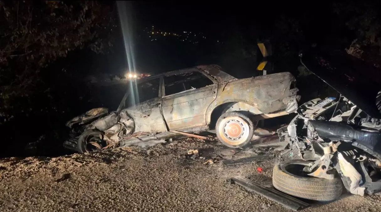 Trafik Kazası: Bursa’da Alev Alan Araç ve Kaos