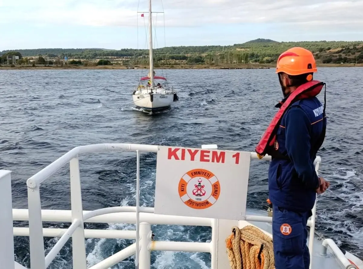 Çanakkale Boğazı’nda Tekne Makine Arızası