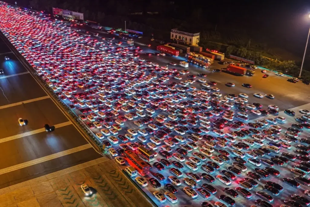 Çin’de Tatil Dönemi Seyahatleri Rekor Kırdı