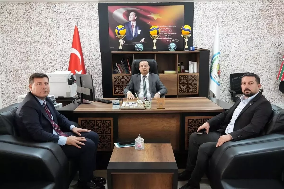 Şırnak Cizre Kaymakamı, Spor Lisesinde İncelemelerde Bulundu