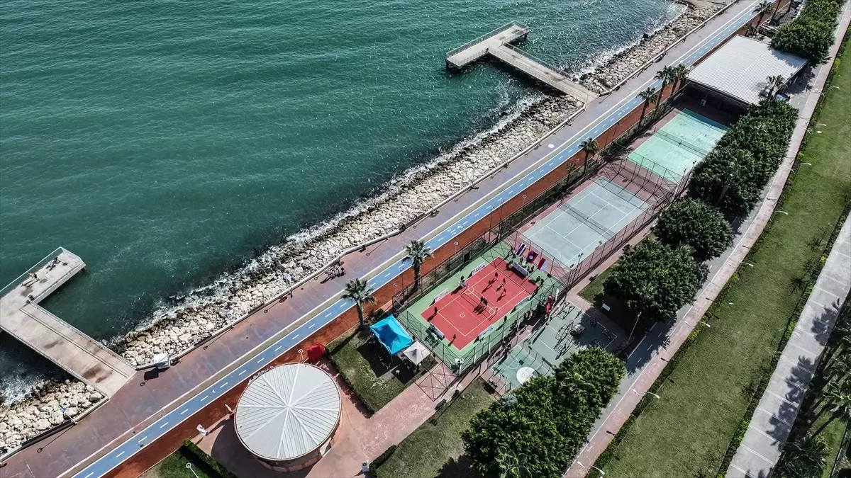 Mersin Ev Sahipliğiyle Dünya Bedensel Engelliler Plaj Oyunları