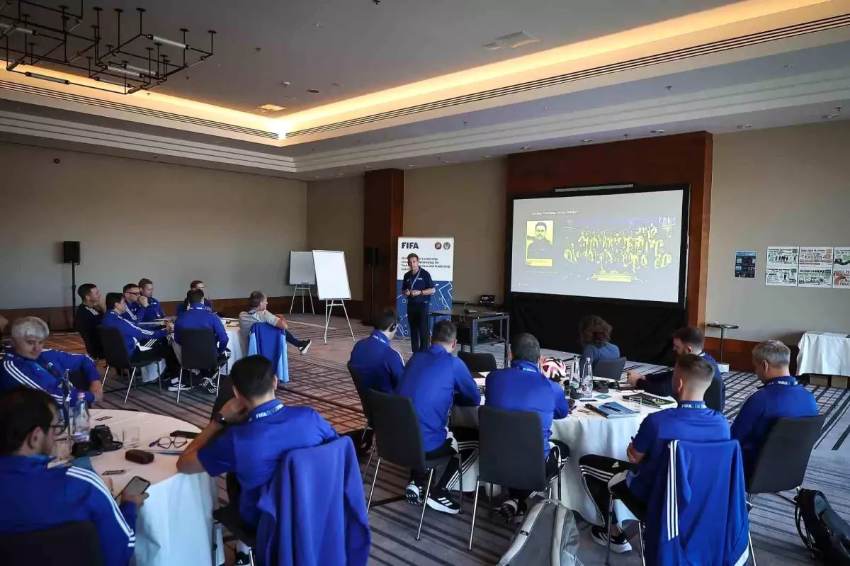 Türk Futbolu Uluslararası Çalıştayda Temsil Edildi