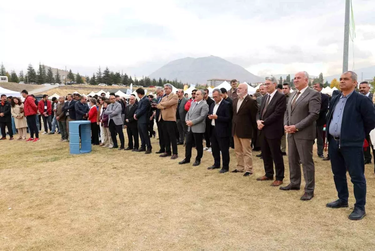 Üniversite Hayatına Renk Katan “Evim Kampüs” Etkinlikleri