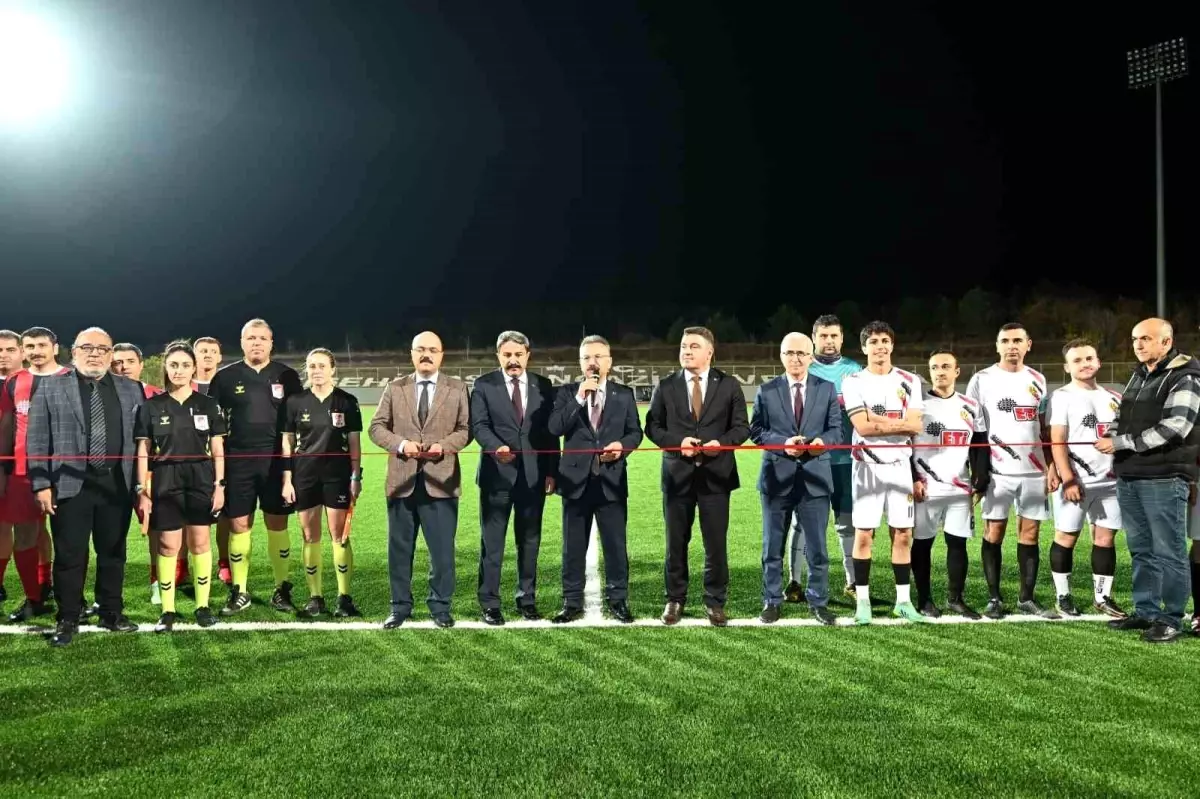 Eskişehir’de ESOGÜ Stadyumu Yenilenerek Hizmete Açıldı