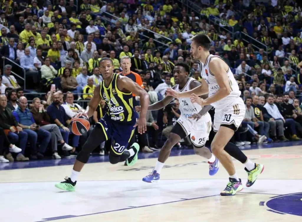 Fenerbahçe Beko, Euroleague’de Dubai Basketbol’a Mağlup Oldu