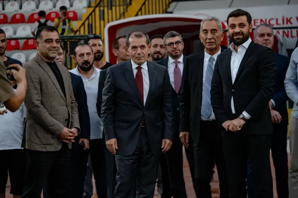 Galatasaray Başkanı Dursun Özbek Mardin 1969 Spor’u Ziyaret Etti