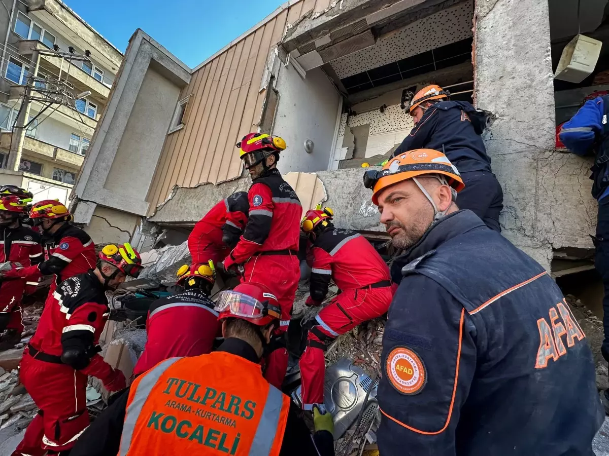 Kocaeli Gebze’de Binada Ölümler Artıyor