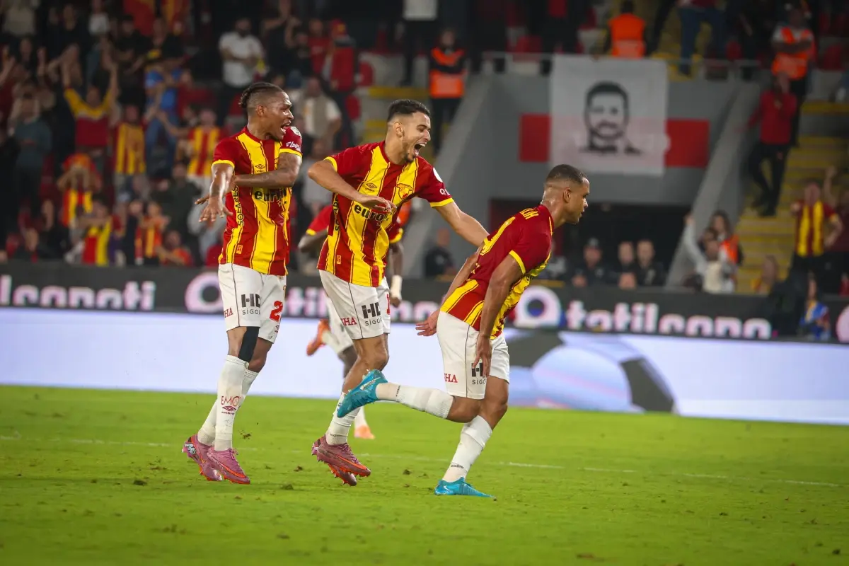 Göztepe, Lider Galatasaray’a Karşı Zorlu Deplasmanda