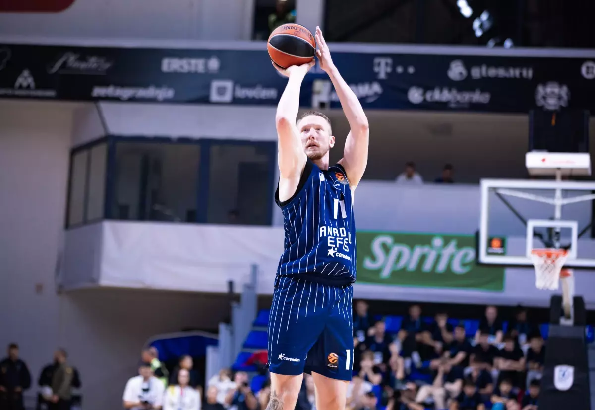 Anadolu Efes, EuroLeague’de İsrail Ekibine Mağlup Oldu
