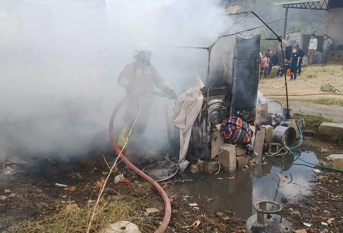 “Tragedi Yayladağı’nda: 1 Yaşındaki Bebek Yangında Hayatını Kaybetti”